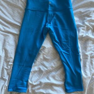 lululemon athletica Vibrant Blue Crop Leggings